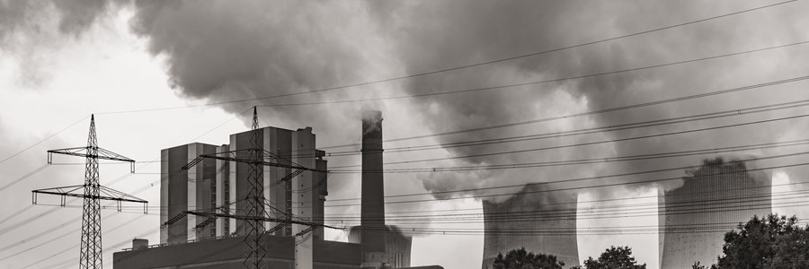  Kullkraftverk spyr ut masse røyk