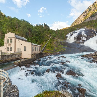 Kinso kraftverk og Tveitafossen