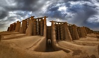 Bildet viser 1000 år gamle vindmøller i Nashtifan i Iran, laget av leire, halm og tre.