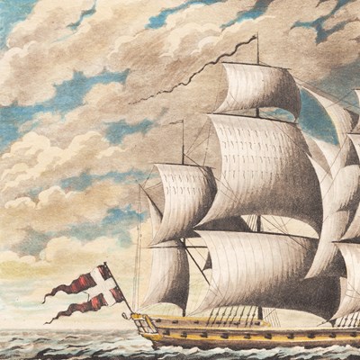 Maleri av en fullrigger til havs, med dansk flagg og alle seil satt. 